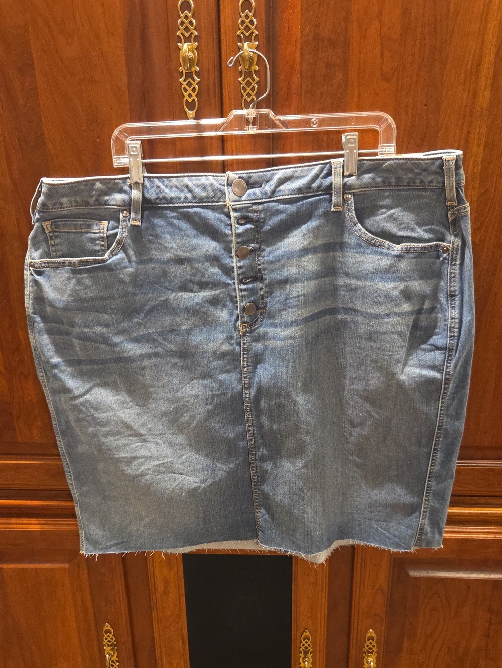 Lane Bryant Button-Front Denim Skirt in Medium Blue